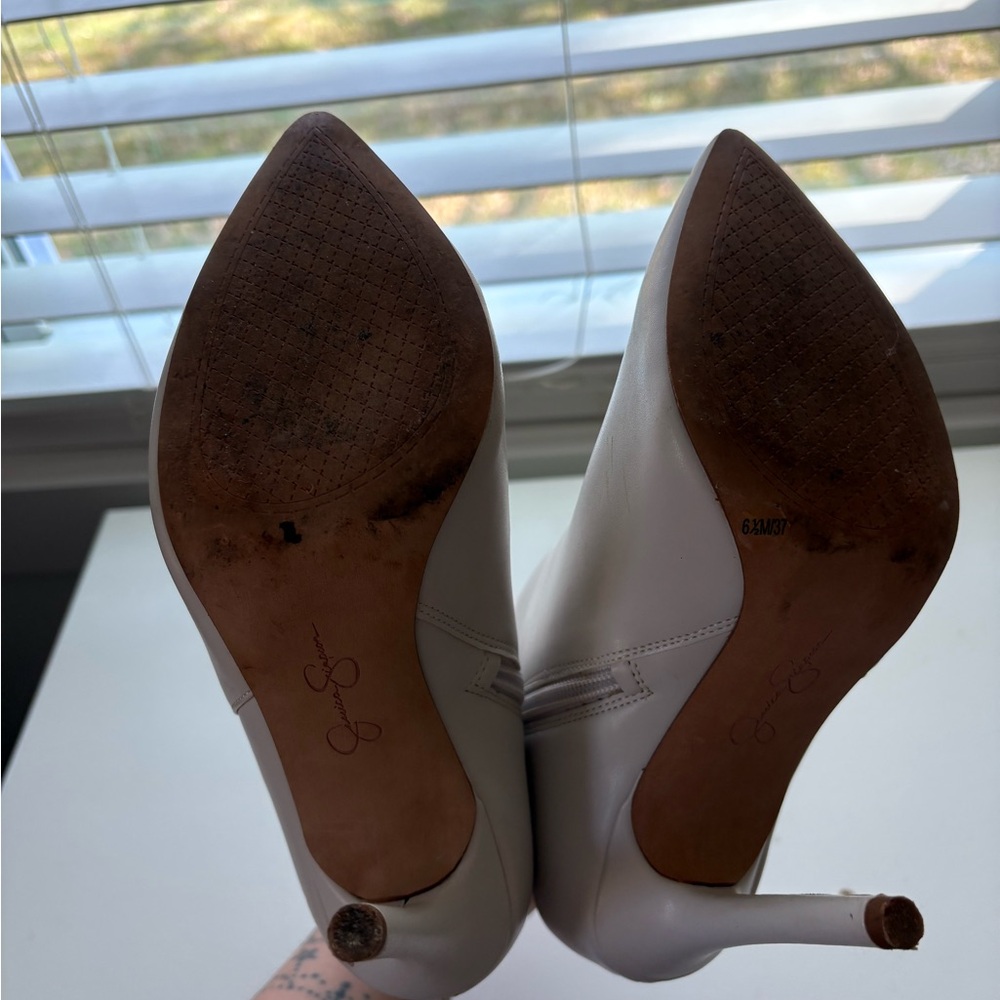 Jessica Simpson white pointed toe stiletto zippered ankle boots booties heels - Picture 11 of 13